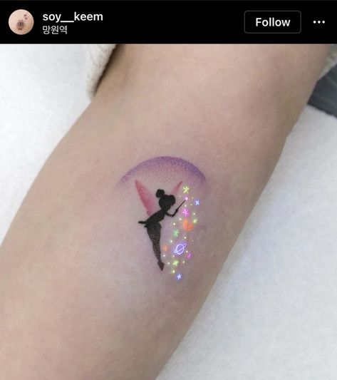 Small Colourful Tattoos For Women, Tinker Bell Tattoo, Darkside Tattoo, Belle Tattoo, Casino Tattoo, Hand Skeleton, Uv Tattoo, Tattoos Infinity, Petit Tattoo