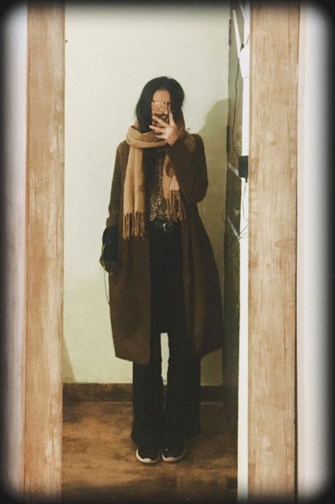 winter/autumn long brown coat Brown Long Coat Outfit Korean, Wool Coat Outfit Aesthetic, Brown Long Jacket Outfit, Long Brown Jacket Outfit, Brown Coat Outfit Winter Classy, Fall Coats For Women 2023, Dark Brown Trench Coat Outfit, Brown Overcoat Outfit Women, Brown Coat Outfits