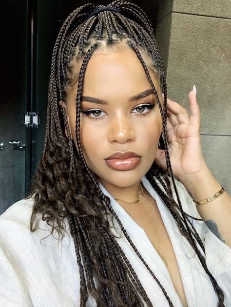 Box Braid Bun, Short Box Braid, Small Box Braids Hairstyles, Alissa Ashley, Colored Box Braids, Twist Box Braids, Braid Bun, Small Box Braids, Cute Box Braids