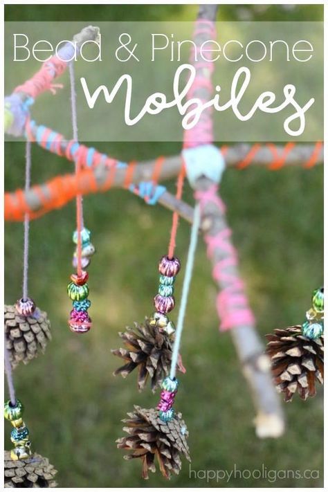 Natural twig and pinecone mobiles for kids to make. - Happy Hooligans Kids Crafts Toddlers, Thanksgiving Activities Preschool, Mobiles For Kids, Thanksgiving Games For Kids, Thanksgiving Crafts Preschool, Mobile Craft, Happy Hooligans, Christmas Crafts For Toddlers, Christmas Crafts For Kids To Make