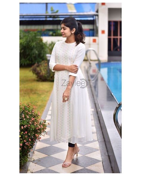 Umbrella Kurti Design Anarkali Cotton, Umbrella Kurti Design Anarkali, White Frocks For Women, Frock Models, Simple Kurta, Cotton Frocks For Kids, Simple Kurti, Cotton Frocks, Anarkali Dress Pattern