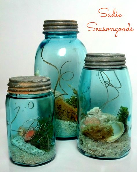 DIY- Summer in a Jar Transform Summer Treasures & Memories into a beautiful Decoration to display all year long..  That color :)…don’t you just want to dive in? Beach In A Jar, Beach Mason Jars, Beach Jar, Memory Jars, Summer Diy Projects, Mason Jar Projects, Ocean Sand, Diy Beach, Coastal Summer