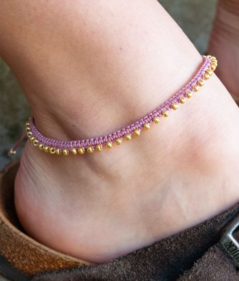 15 Handmade Summer Jewelry Ideas - Wonder Forest Summer Jewelry Ideas, Anklet Ideas, Diy Bread, Fingerless Gloves Knitted Pattern, Anklets Diy, Beanie Hat Pattern, Ankle Bracelets Diy, Bread Bag, Knitting Patterns Free Hats