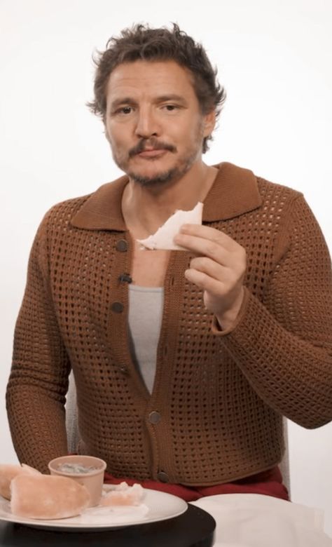 Smiling Man, English Dictionaries, I Cool, Pedro Pascal, Cutie Patootie, I Love Him, Pop Culture, Funny Pictures, Actors