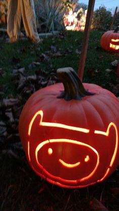 Pumpkin Carving Ideas Adventure Time, Adventure Time Pumpkin Carving, Adventure Time Halloween Costumes, Halloween Adventure Time, Adventure Time Pumpkin, Adventure Time Halloween, Simple Pumpkin Carving Ideas, Simple Pumpkin Carving, Cute Pumpkin Carving