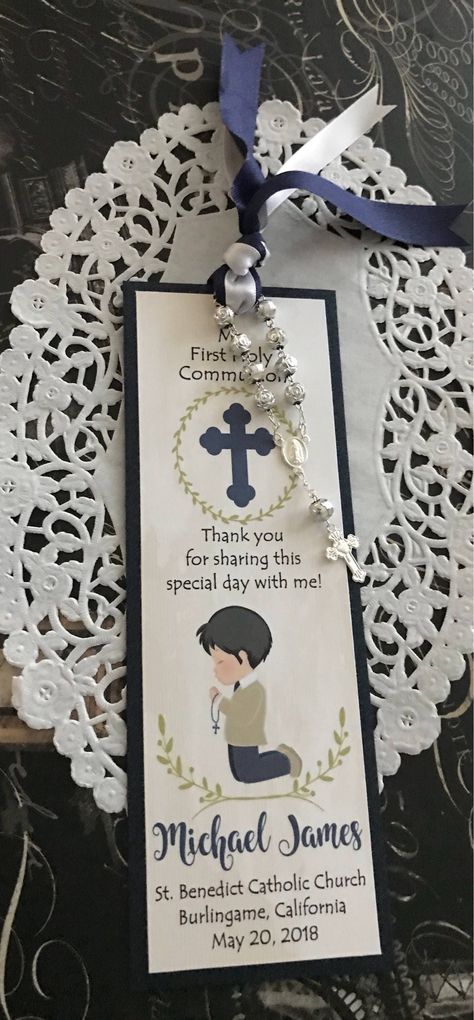 "This listing is for a set of 10 2.25\" x 7.25\" printed bookmarks, prayer or remembrance cards.They are printed on a professional quality heavy matte stock.  It makes for a wonderful keepsake for you to hand out to guests at the church or a following reception.  There are other designs that would work nicely for a Baptism, Communion or Confirmation. Shown with an adorable rendition of a communion boy and cross with navy accents.  The printed design is layered on an additional heavy stock in a d Remembrance Cards, Printed Bookmarks, Communion Centerpieces, Communion Party Favors, Recuerdos Primera Comunion Ideas, Confirmation Party, First Communion Cards, Primera Comunion Ideas, Holy Communion Party