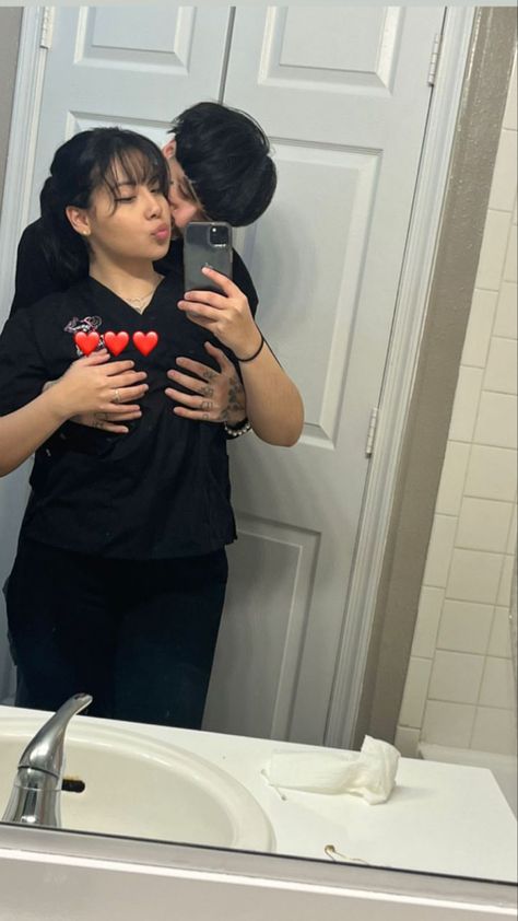 Xoobritney And Murdaricky, Black And Mexican Couples Aesthetic, Re Create Couple Pics, Britney And Ricky, Cute Hispanic Couples, Goofy Couples, Goofy Couple Pics, Girly Bracelets, Brat Doll