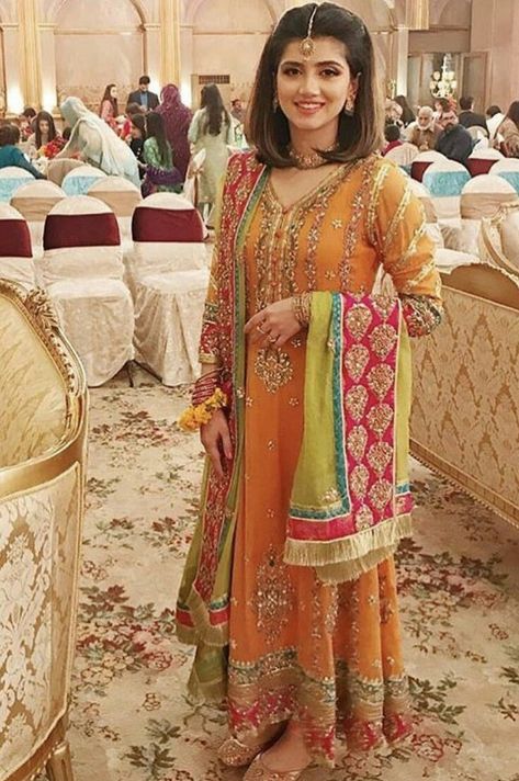 Beautiful formal wedding dress for girls Mayun Dress, Mehendi Dress, Mayon Dresses, Brides Sister, Mehndi Dresses, Mehndi Dress, Shadi Dresses, Pakistani Formal Dresses, Desi Wedding Dresses