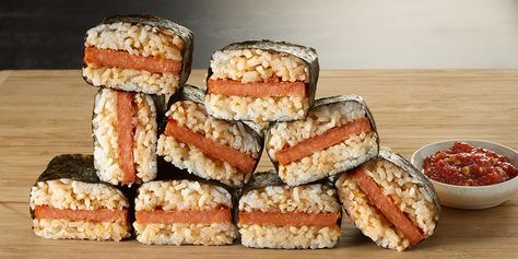 Musubi Spam, Spam Jam, Spam Recipes, Meat Chili, Spam Musubi, Canned Meat, Hot And Spicy, Dinner Bell, Chili Paste