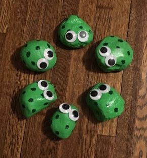 Rock Frog, Frog Rock, Pet Rock, Painted Rock Animals, Easy Animals, Painted Rocks Kids, Rock Painting Ideas Easy, Rock Painting Patterns, Painting Rocks