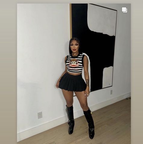 Club Attire, Pleated Skirt Outfit, Diy Clothes Design, Streetwear Fashion Women, Teenager Outfits, Cute Swag Outfits, Black Women Fashion, Dressy Outfits, Curvy Outfits