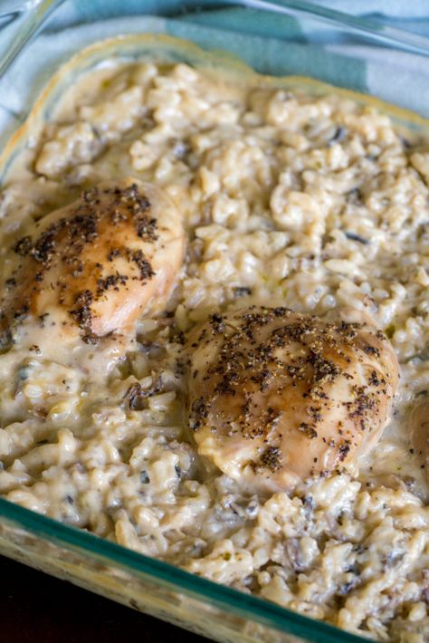 5-Ingredient No-Peek Chicken | 12 Tomatoes Cream Of Mushroom Rice, No Peek Chicken, No Peek, Cream Of Mushroom Chicken, Wild Rice Recipes, Wild Rice Casserole, Uncle Ben, Cooking Panda, Rice Casserole Recipes