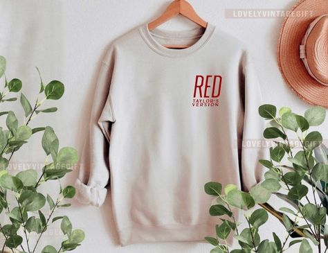 Taylor Swift Red Sweatshirt, Red Taylor Swift, Swiftie Merch, Swift Taylor, Taylors Version, Taylor Swift Red, Birthday Special, Red Taylor, Bedroom Inspo