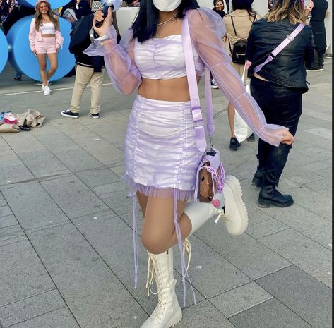 Ig: anamediinaaa Kpop Concert Outfit Summer, Txt Concert Outfit Fairy, Txt Concert Outfit, Txt Outfit, Kpop Purple, Concert Theme, Txt Concert, Purple Two Piece, Concert Outfit Summer