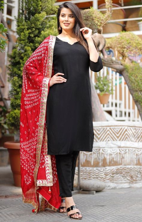 Kurti Black, Black Salwar Kameez, Cotton Anarkali Suits, Black Kurti, Black Kurta, Black Neck, Kurtis With Pants, Combo Dress, Western Outfits Women