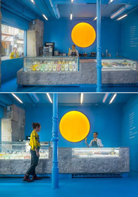 A Bold Color Palette Sets The Personality Of This Ice Cream Shop In Spain Ice Cream Display Counter, Modern Ice Cream Shop, Counter Display Design, Ice Cream Shop Design, Ice Cream Counter, Blue Restaurant, Ice Cream Display, Ice Cream Store, Bistro Design