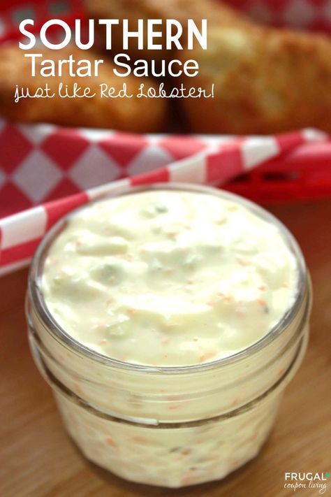 We love this southen tartar sauce, an easy to make condiment recipe to save you money - it tastes just like Red Lobster! Tater Sauce, Copycat Red Lobster, Lobster Recipe, Sauce Tartare, Homemade Tartar Sauce, Homemade Condiments, Condiment Recipes, Copykat Recipes, Gravy Sauce