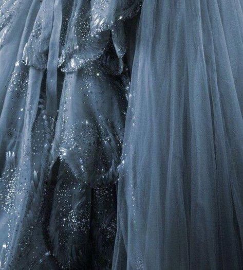 Imagem de dress  #Blue #Bluejay #BlueJayPhoenix https://buff.ly/2NNrU4G Cinderella Aesthetic, Ravenclaw Aesthetic, Lauren Roberts, Catty Noir, Natalie Dormer, Venus Dresses, Gray Aesthetic, Princess Aesthetic, Ravenclaw