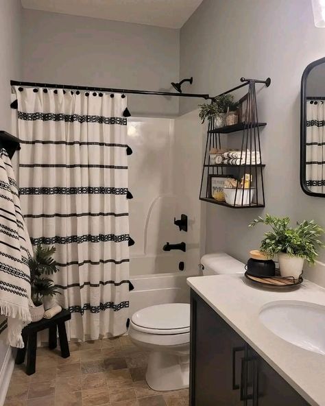 Guest Bath Storage, Cozy Shower Curtain, Bathroom Ideas Decor Themes, Black Accent Bathroom Ideas, Black White And Tan Bathroom, Unisex Bathroom Ideas, Guest Bathroom Black And White, White And Tan Bathroom, Cream And Black Bathroom