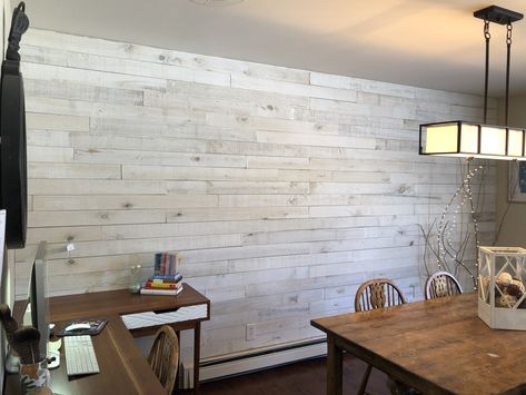 White Washed Walls Rustic, Distressed White Wood Wall, White Wash Pallet Wall, White Barnwood Wall, Pallet Wood Wall Painted White, Basement Wall Panels, Pallet Wall White Wash, Wood Plank Walls, Barnwood Wall