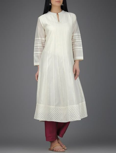 Collar Kurti Design, Collar Kurti, Silk Kurti Designs, Kurta Patterns, Designer Kurti Patterns, Simple Kurti Designs, Salwar Designs, Kurti Designs Latest, Kurta Neck Design