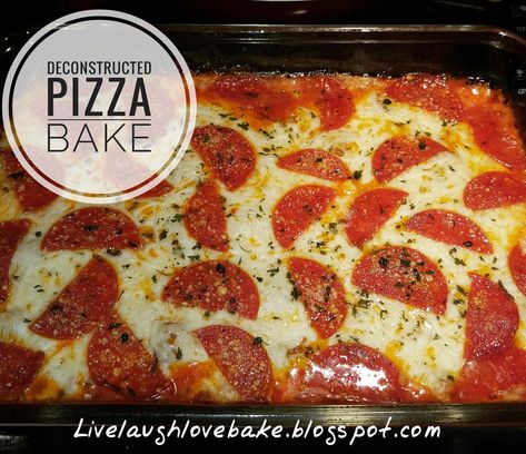 Deconstructed Pizza, Low Calorie Pizza, Chicken Crust Pizza, Low Carbohydrate Recipes, Pizza Casserole, Cauliflower Crust Pizza, Gooey Cheese, Pizza Bake, Atkins Diet