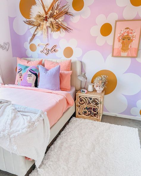 Cute Little Room Ideas Girls Bedroom, Room Ideas For Kids Girls Easy, Bright Toddler Girl Room, Bright Colored Bedroom Ideas, Toddler Girl Room Paint Ideas, Girls Colorful Bedroom Ideas, Funky Girls Bedroom, Girly Room Ideas For Kids, Girly Toddler Room