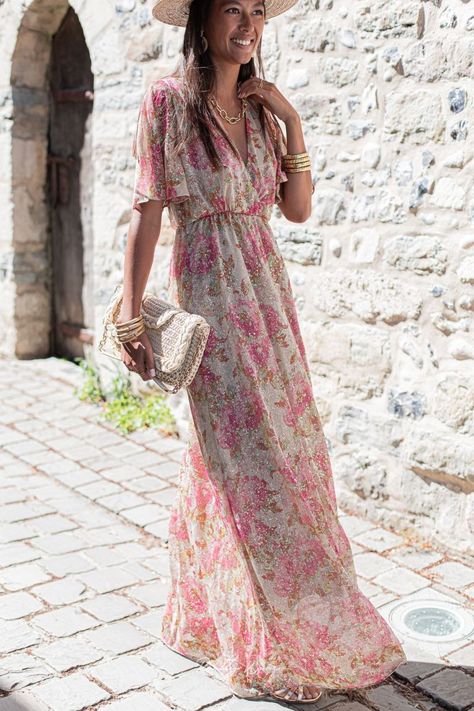 VICTORIA Rose - Robe Lurex Lurex Dress, Boheme Chic, Pretty Flower, Flower Dress, Wedding Attire, Chic Dress, Flower Dresses, Wedding Guest Outfit, Wedding Outfit