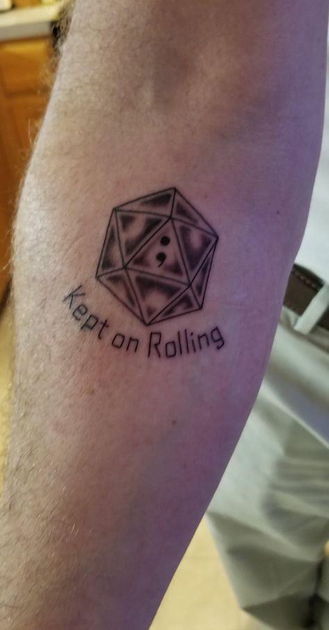 Left wrist Nerd Tattoo Ideas, Dnd Tattoos, D20 Tattoo, Tattoo Ideas For Woman, Colon Tattoo, Band Covers, Trending Tattoo, Tattoo Process, Nerd Tattoo