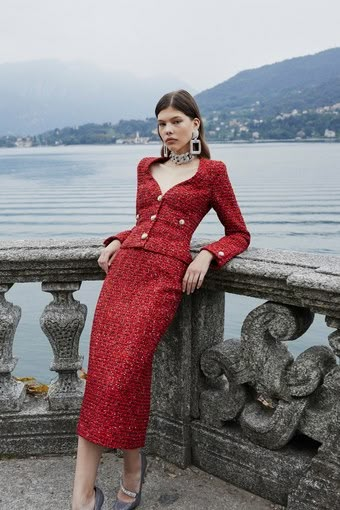 Tweed Outfit, Alessandra Rich, Mode Casual, Fashion Show Collection, Mode Vintage, Fashion 2020, Mode Inspiration, Looks Vintage, Red Fashion