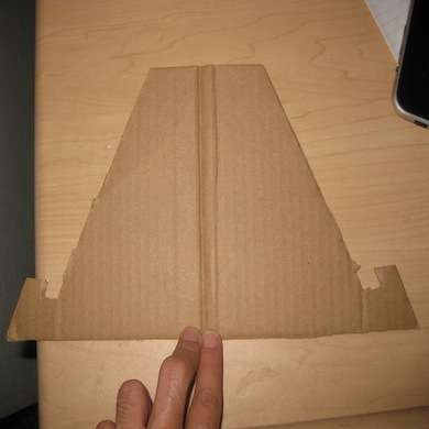 Cardboard DIY Diy Ipad Stand, Cardboard Diy, Bob Vila, Diy Projects For Beginners, Ipad Stand, Tablet Stand, Clever Ideas, Make Your Own, Diy Projects