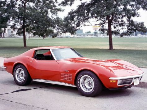 Stingray Car, E Wallpaper, Old Corvette, Vintage Corvette, Corvette C3, Red Corvette, Classic Corvette, Classic Chevrolet, Chevrolet Corvette Stingray