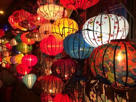 Calming Images, Turkish Mosaic Lamp, Chinese Lanterns, Hoi An, Cute Wallpaper Backgrounds, Dream House Decor, Graphic Design Portfolio, Cool Lighting, Aesthetic Photo