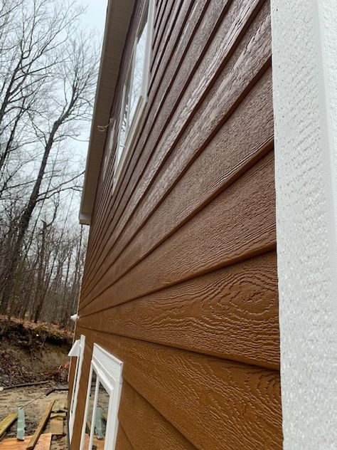 Wood Siding Colors - Cedar Rustic. Cedar Paint Color, Faux Cedar Siding, Cedar Plank Siding Exterior, Wood Look Vinyl Siding Exterior, Brown Siding House, Siding That Looks Like Wood, Exterior Wood Siding Ideas, Wood Cabin Exterior, Wood Siding Colors