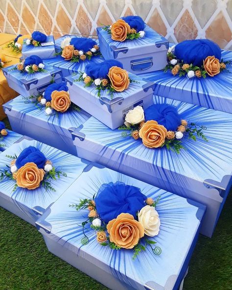 Packaged dowry for a Traditional Ghanaian wedding Dowry Wrapping Ghana, Engagement Wrapping Ideas Ghana, Traditional Ghanaian Wedding, Ghana Traditional Wedding, Dresses Videos, Ghanaian Wedding, Buffet Table Decor, Hamper Ideas, Nigerian Traditional Wedding