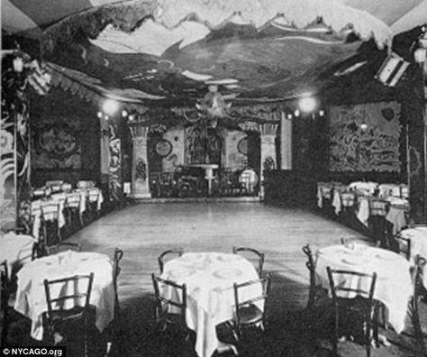 Connie's Inn, pictured, booked jazz acts like Louis Armstrong, Fats Waller, and Fletcher Henderson Il Grande Gatsby, 1920s Aesthetic, 1920s Speakeasy, 1920s Jazz, Speakeasy Party, Harlem Nights, Rhapsody In Blue, Cotton Club, Jazz Club