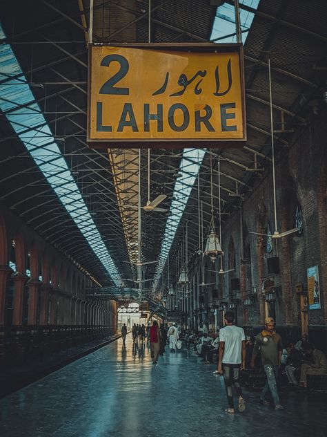 The beauty of architecture, of railway station that was captured by Mobile, and was color graded using Lightroom Lahore Station, Railway Station Aesthetic, Lahore Railway Station, Story Editing, Pakistan Railways, Vaishno Devi, Amazing Facts For Students, Tourist Sites, Amazing Nature Photography