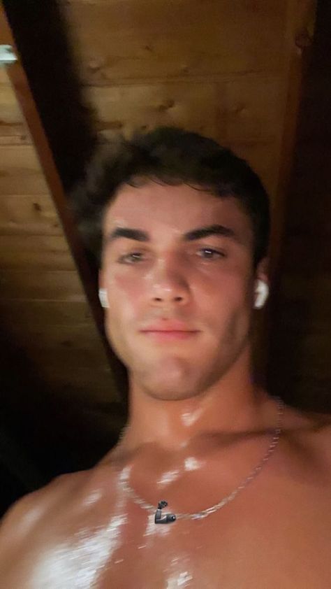 Grayson Dolan Imagines, Dollan Twins, Dolan Twins Imagines, Ethan And Grayson Dolan, Riverdale Cole Sprouse, Body Image Art, Best Eyeshadow Palette, Aloe Vera For Hair, Beauty Water