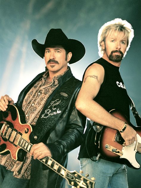 Brooks & Dunn  http://www.facebook.com/photo.php?fbid=1313962628964=a.1313961268930.41395.1827642785=3 Male Country Singers, Best Country Music, Country Musicians, Country Music Videos, Country Music Artists, Country Music Stars, Country Music Singers, Country Stars, I'm With The Band