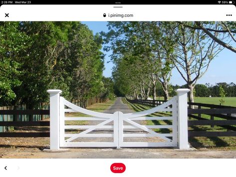 Wooden Entry Gates Driveway, New Zealand Countryside, Farmhouse Gates, Farm Fence Gate, Farm Gates Entrance, Entrance Gates Driveway, Property Gates, Farm Gates, Driveway Entrance Landscaping