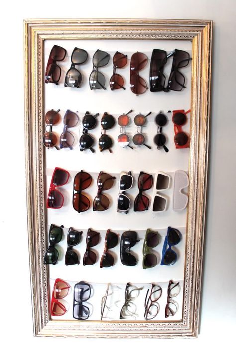 Diy Sunglasses Holder, Sunglasses Storage Diy, Crafts Pictures, Diy Sunglasses, Diy Dorm Decor, Cool Crafts, Sunglasses Organizer, Diy Organizer, Dorm Diy