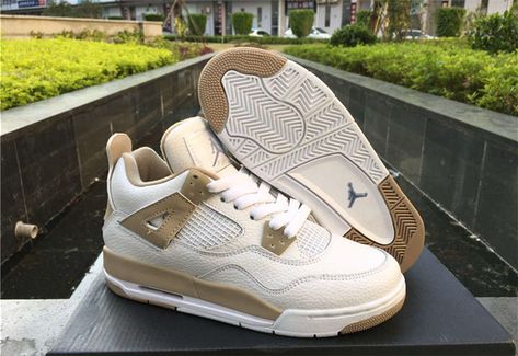 Jordan 4 Retro Sand, Kevin Durant Shoes, Stile Hijab, Dr Shoes, Jordan Shoes Retro, Nike Shoes Jordans, White Sneakers Women, Jordan 4 Retro, Linen White