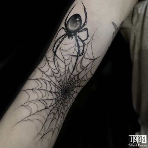 Realistic Spider Tattoo, Zin Lee, 1984 Tattoo, Forearm Cover Up Tattoos, Spider Web Tattoo, Traditional Style Tattoo, Evil Tattoos, Web Tattoo, Wicked Tattoos