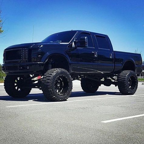 Lifted Dually Trucks, Modified Trucks, Lifted Ford Truck, Jacked Up Truck, Ford Super Duty Trucks, Big Ford Trucks, Pickup Trucks For Sale, Hot Trucks, Nice Trucks