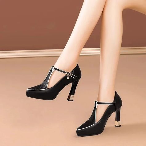 New Low-cut High Heels Women's Chunky Heel Product information: Pattern: solid color Color: black, white Size: 34, 35, 36, 37, 38, 39, 40, 41, 42, 43 Style: Casual Shoe Upper material: PU Applicable Gender: Female Shipping worldwide #womenwear #trendingfashions #wholemart99 #viralpage #chunkyheels Adidas Shoes Outfit, Red Adidas Shoes, Summer 2024 Fashion, Adidas Outfit Shoes, Womens Chunky Heels, Summer Fashion Dresses, Elegant Shoes, Casual Shoe, Womens Mid Calf Boots