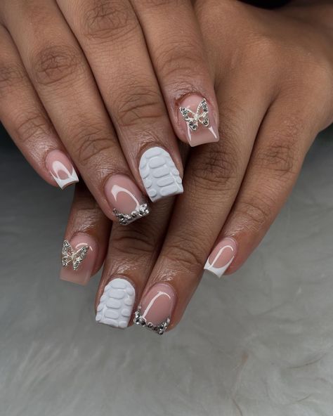 guess what, these are her natural nails too 🤫🥰 Nurse Graduation Nails, Shorties Nails, Baby Shower Nails, Graduation Nails, Baby Nails, Oval Nails, Dope Nails, Winter Nails, Natural Nails