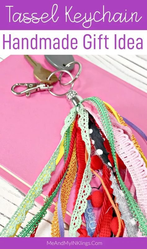 DIY Tassel Keychain Handmade Gift Idea DIY Tassel Keyring Tutorial to Make Using Pieces of Ribbon, Trim and Fabric Scraps - Creates great easy to make gifts for friends #diy #tassel #handmadegiftidea Fabric Scrap Keychain, Ribbon Embellishments Diy, Tassel Keychain Diy How To Make, Diy Tassel Keychain Tutorials, How To Make Tassel Keychain, Boho Keychain Diy Tutorial, Diy Ribbon Tassel Keychain, Diy Tassels Decoration, Diy Fabric Tassel