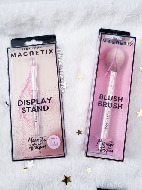 Magnetix Makeup Brushes by Profusion Makeup Brush Packaging, Rose Gold Makeup Brushes, Dehydrated Lips, Sweet Makeup, Face Mask Brands, Rose Gold Makeup, Cosmetic Brush, Holiday Gift Ideas, Lip Hydration