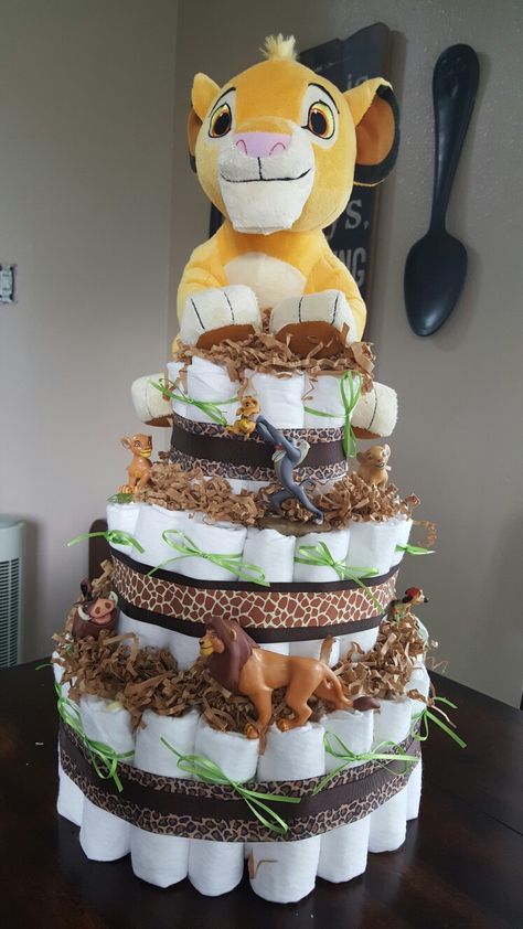 Lion King diaper cake Lion King Diaper Cake, Torte Baby, Simba Baby Shower, Diaper Cake Ideas, Baby Shower Cakes Neutral, Lion Baby Shower, Baby Shower Pictures, Lion King Baby Shower, Baby Shower Announcement