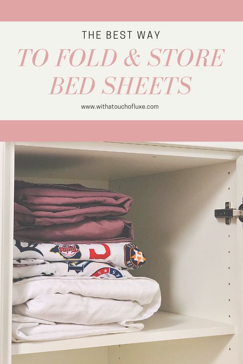 Learn this time and space saving folding technique to store your bed sheets and keep your linen closet organized and tidy. Store Bed Sheets, How To Fold Sheets, Space Saving Folding, Deep Closet, Diy Macramé, Sheet Storage, Closet Organized, Inspiring Outdoor Spaces, Organized Bed